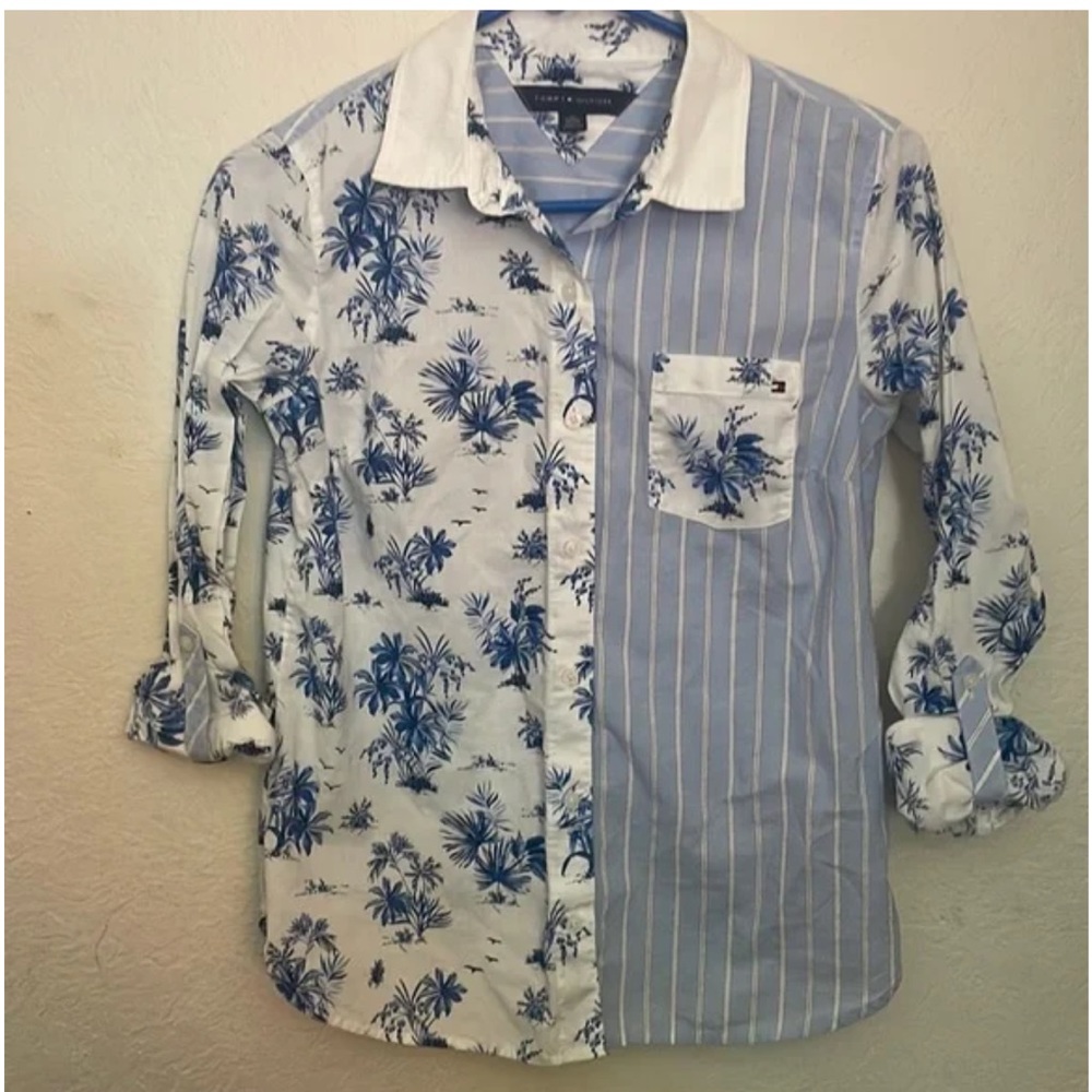 Tommy Hilfiger Women’s Blue & White Button Down Blouse Size M